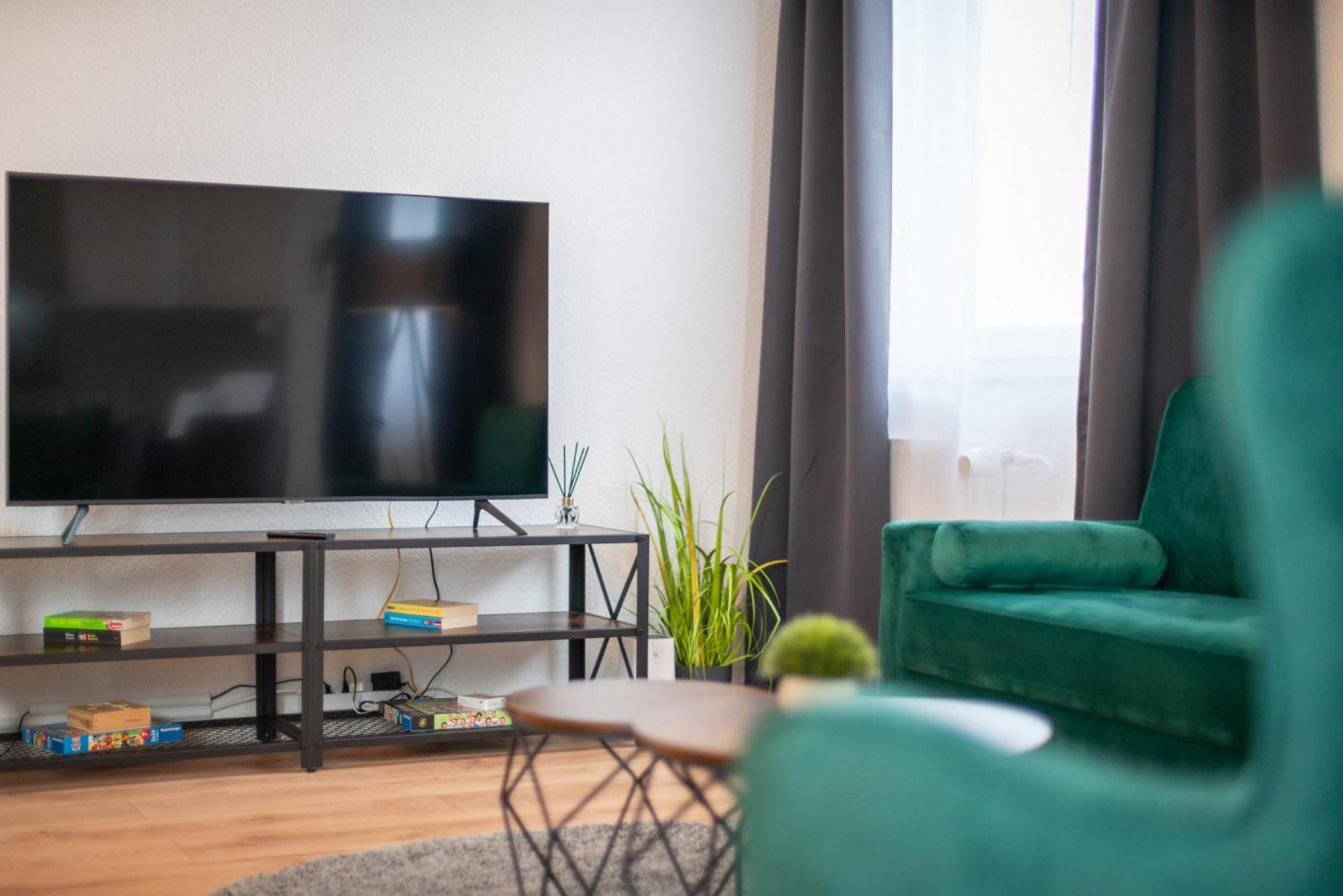 Free Living - City Design Apartments, Zentrum, Outlet, Balkon, Kueche Wolfsburg Dış mekan fotoğraf