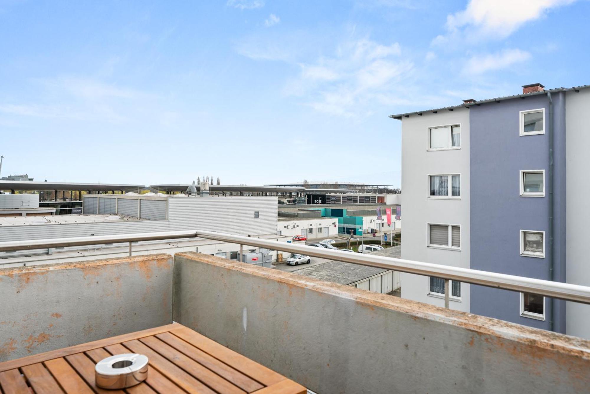 Free Living - City Design Apartments, Zentrum, Outlet, Balkon, Kueche Wolfsburg Dış mekan fotoğraf