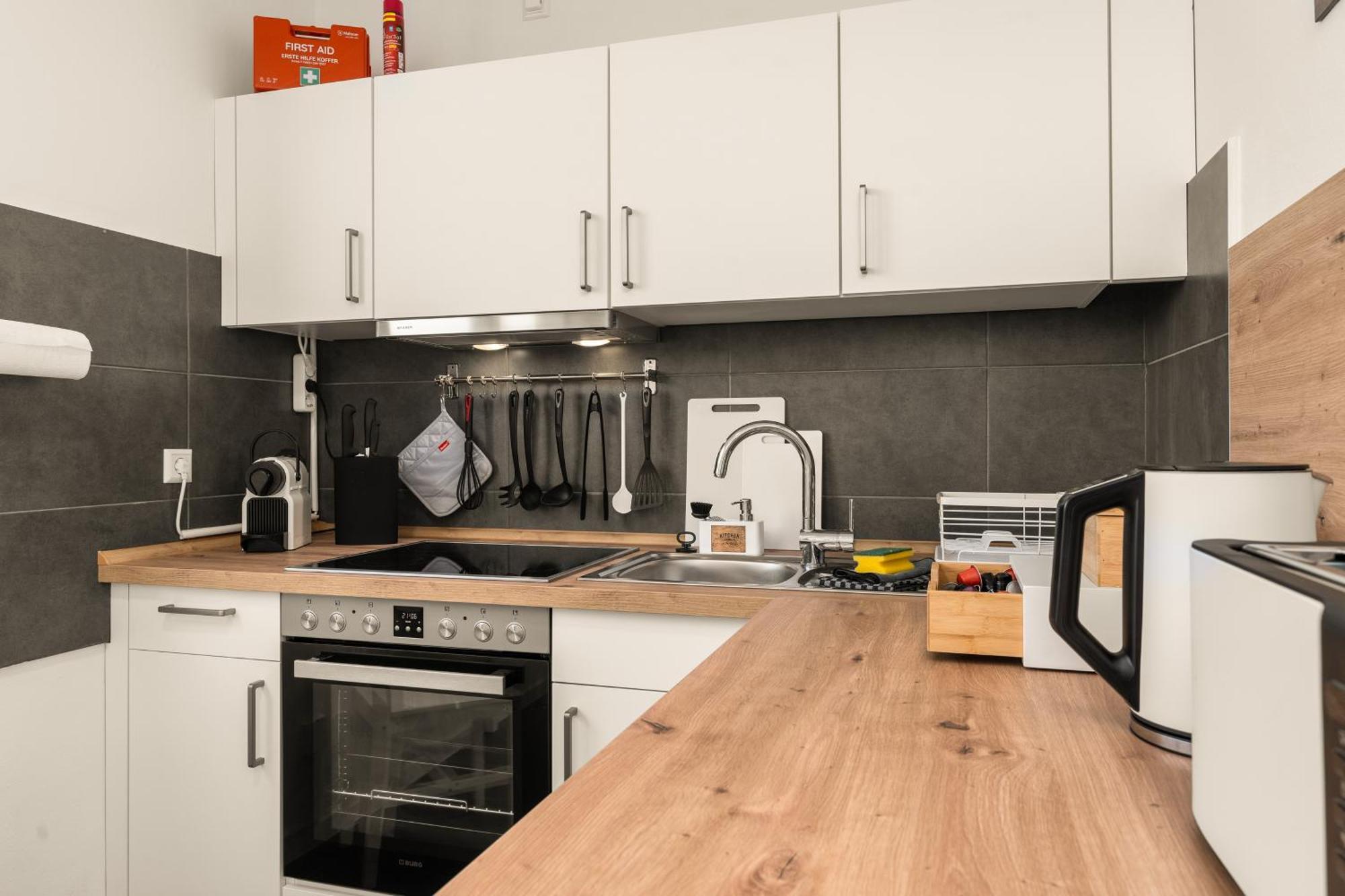 Free Living - City Design Apartments, Zentrum, Outlet, Balkon, Kueche Wolfsburg Dış mekan fotoğraf