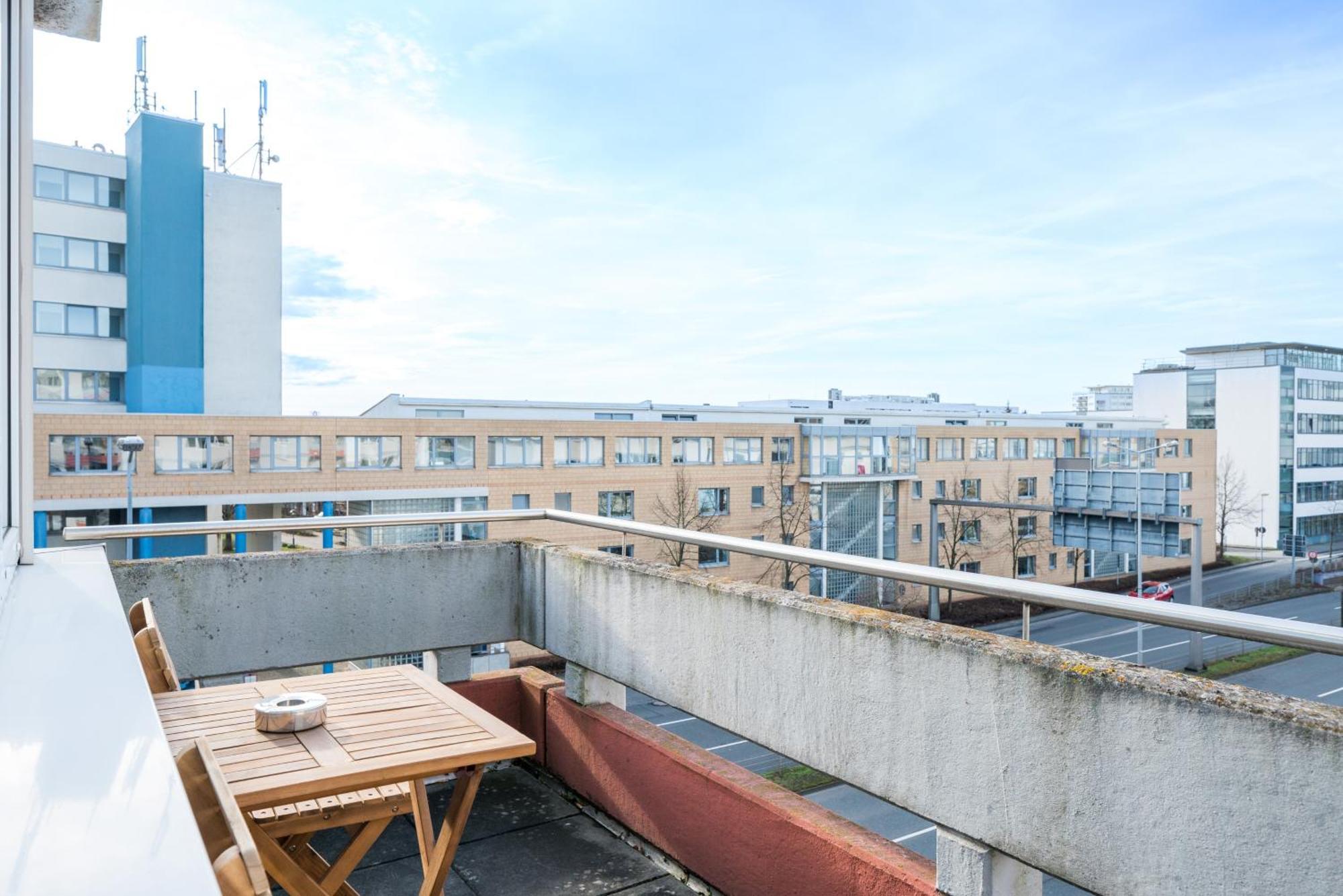 Free Living - City Design Apartments, Zentrum, Outlet, Balkon, Kueche Wolfsburg Dış mekan fotoğraf