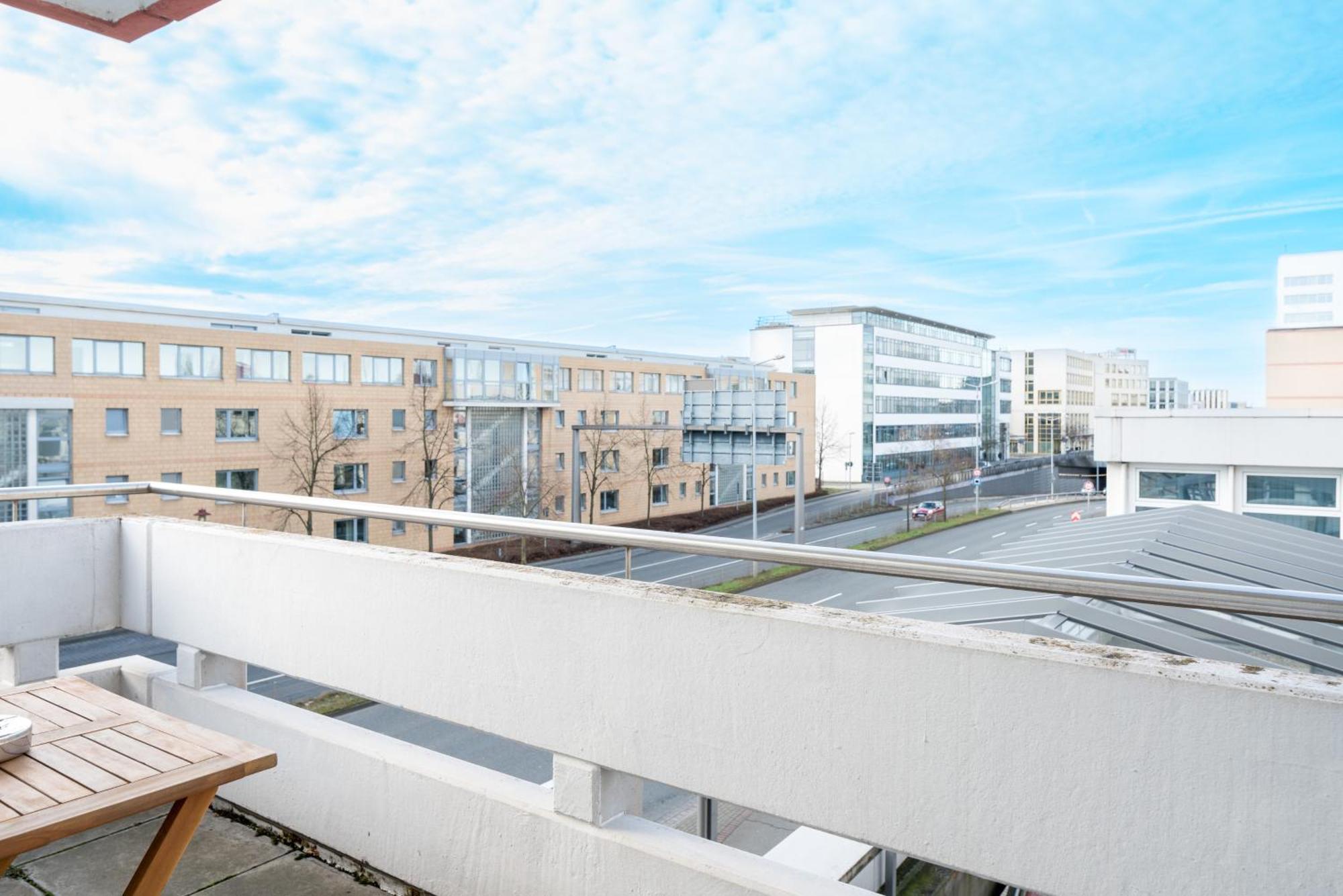 Free Living - City Design Apartments, Zentrum, Outlet, Balkon, Kueche Wolfsburg Dış mekan fotoğraf