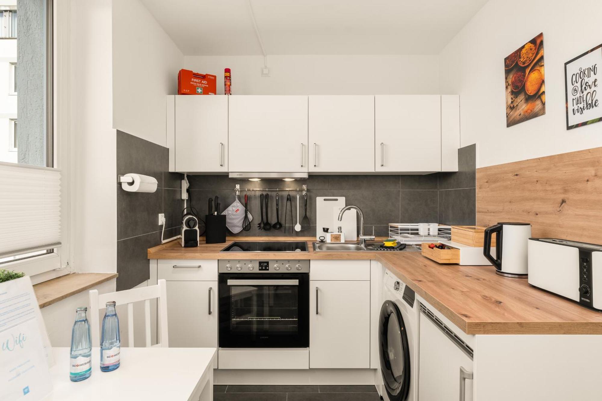 Free Living - City Design Apartments, Zentrum, Outlet, Balkon, Kueche Wolfsburg Dış mekan fotoğraf